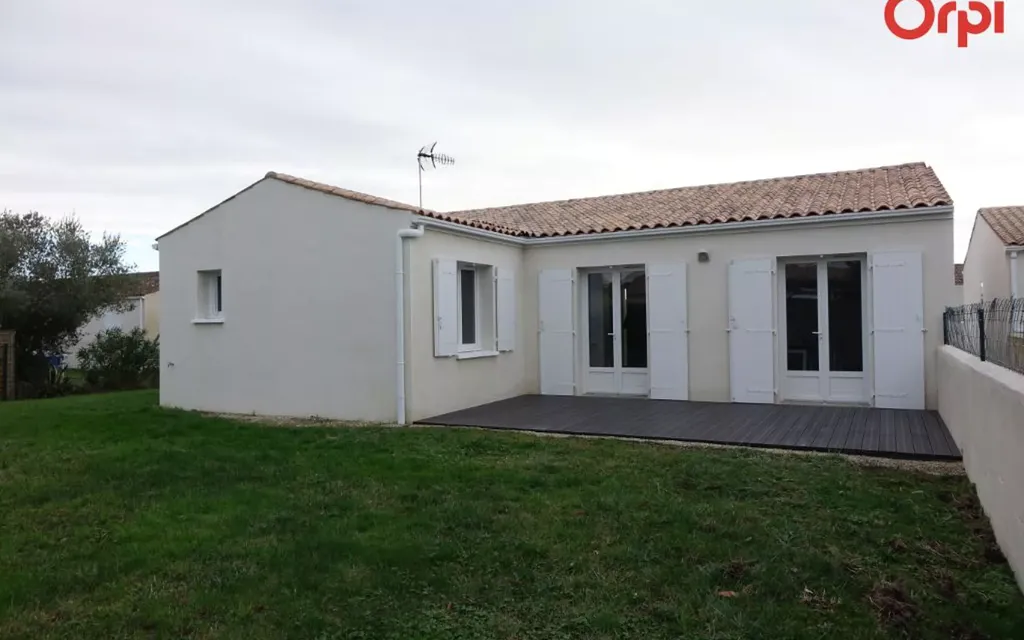 Achat maison à vendre 3 chambres 81 m² - Saujon