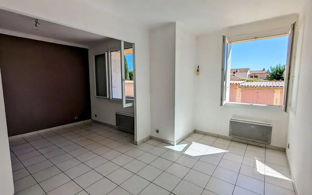 Achat appartement à vendre 3 pièces 58 m² - La Valette-du-Var