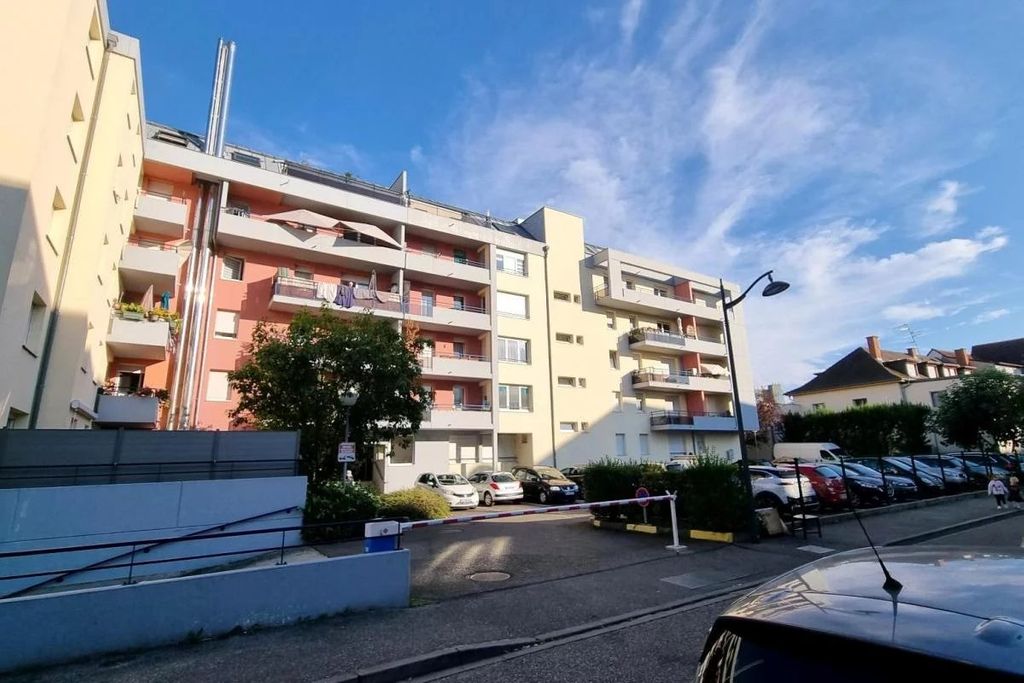 Achat appartement à vendre 2 pièces 48 m² - Bischheim