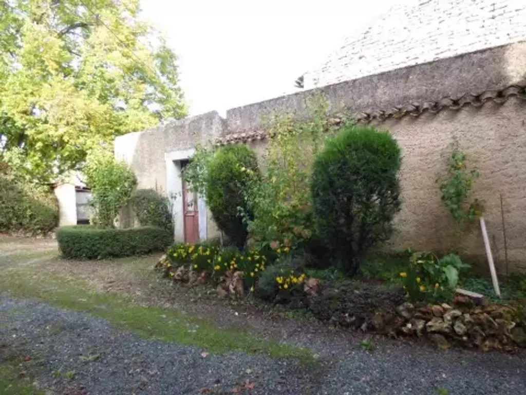 Achat maison 2 chambre(s) - Neuville-de-Poitou