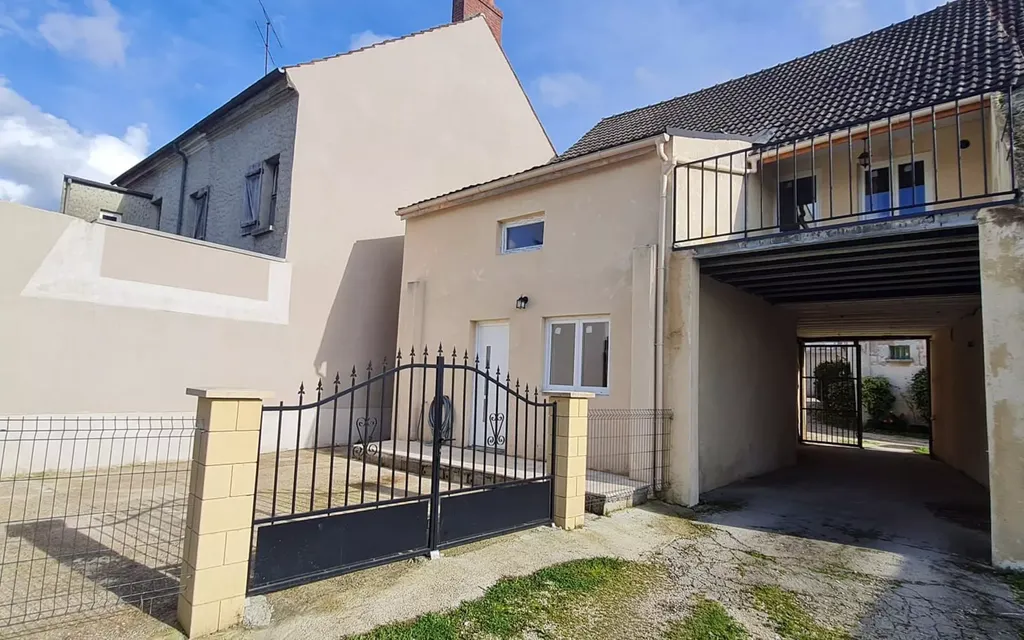 Achat maison à vendre 3 chambres 90 m² - Saâcy-sur-Marne