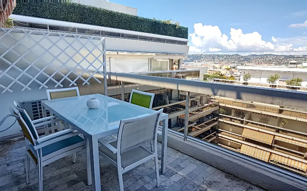 Achat studio à vendre 33 m² - Antibes