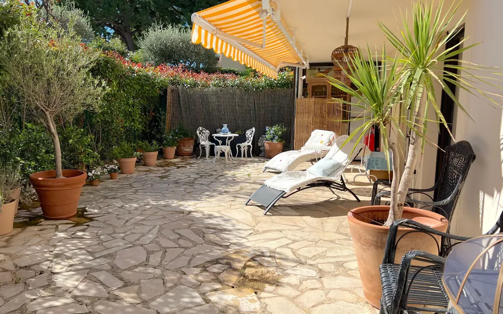 Achat appartement à vendre 3 pièces 66 m² - Villeneuve-Loubet