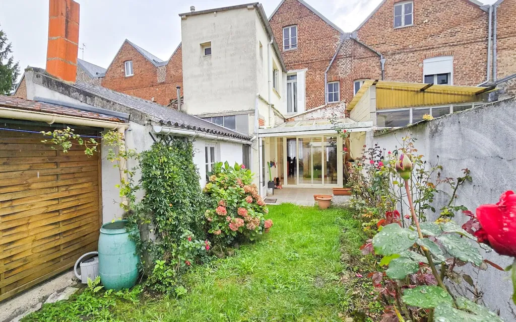 Achat maison à vendre 3 chambres 113 m² - Saint-Quentin