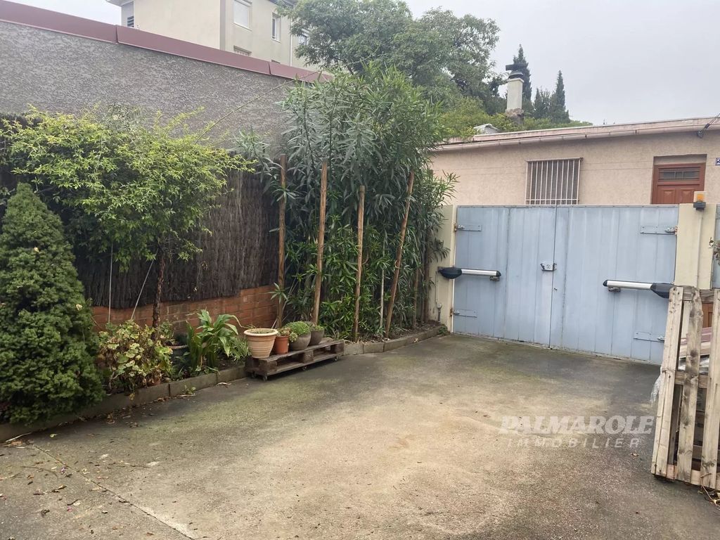 Achat maison à vendre 4 chambres 135 m² - Perpignan