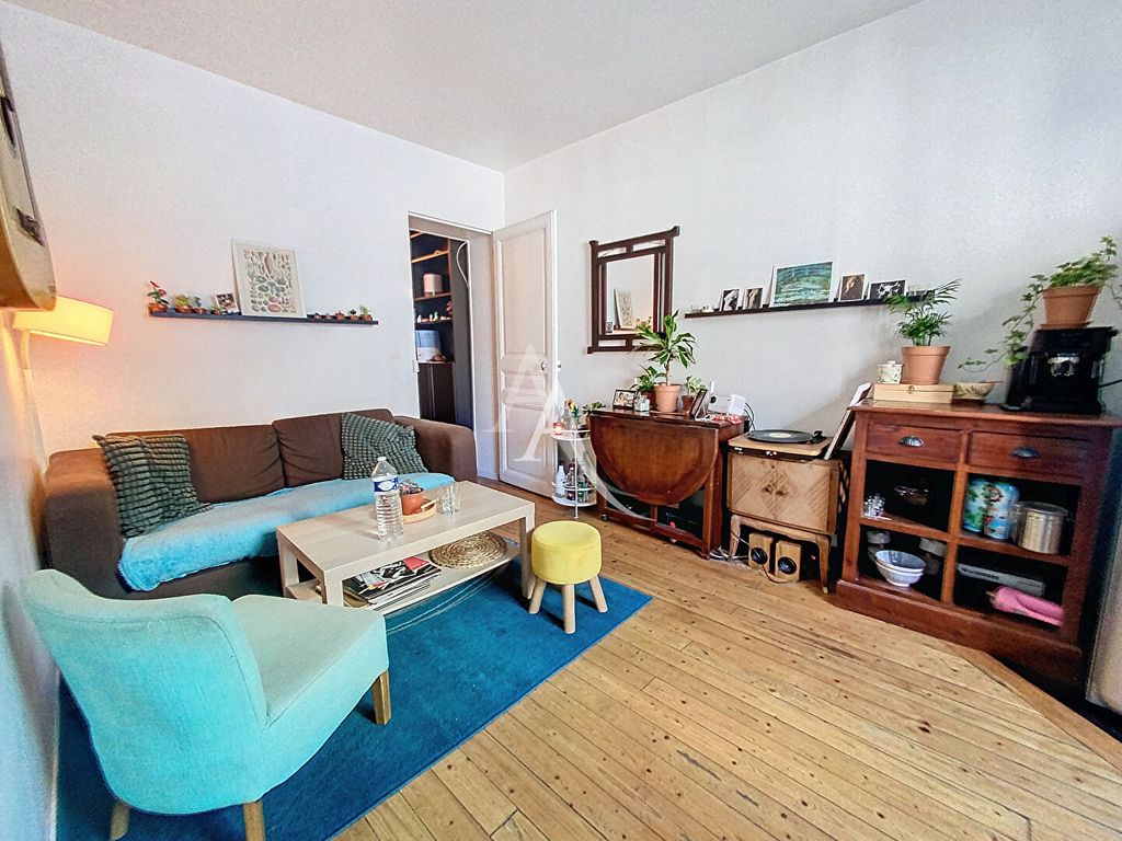 Achat appartement à vendre 2 pièces 27 m² - Paris 19ème arrondissement