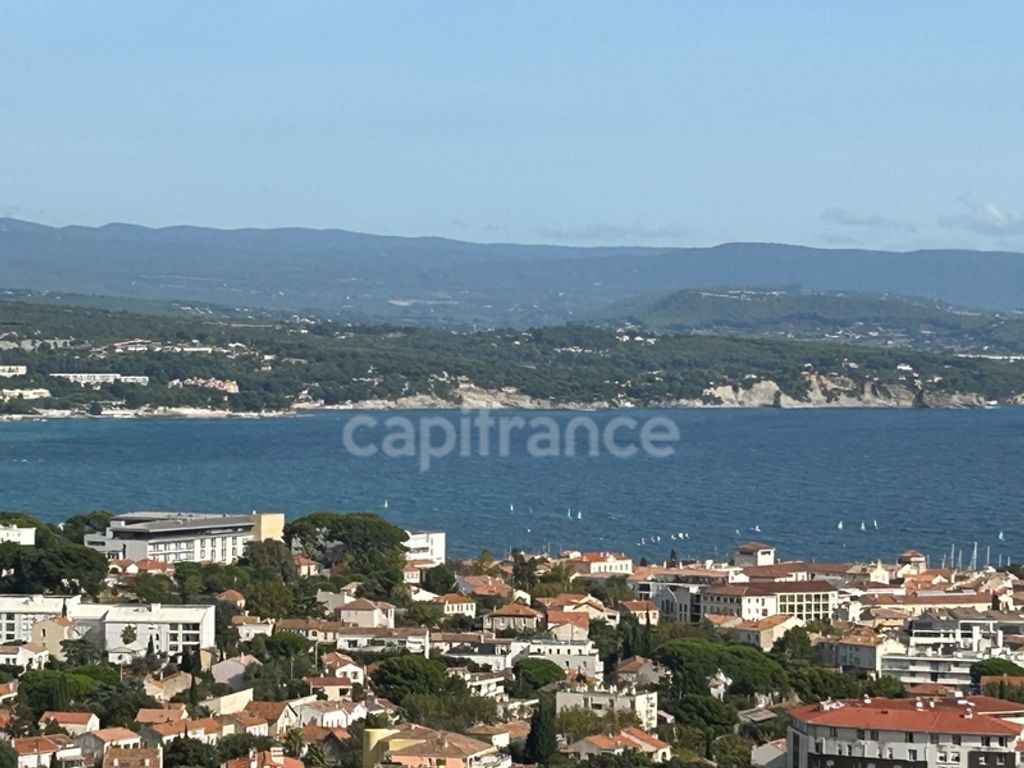 Achat maison à vendre 2 chambres 143 m² - La Ciotat