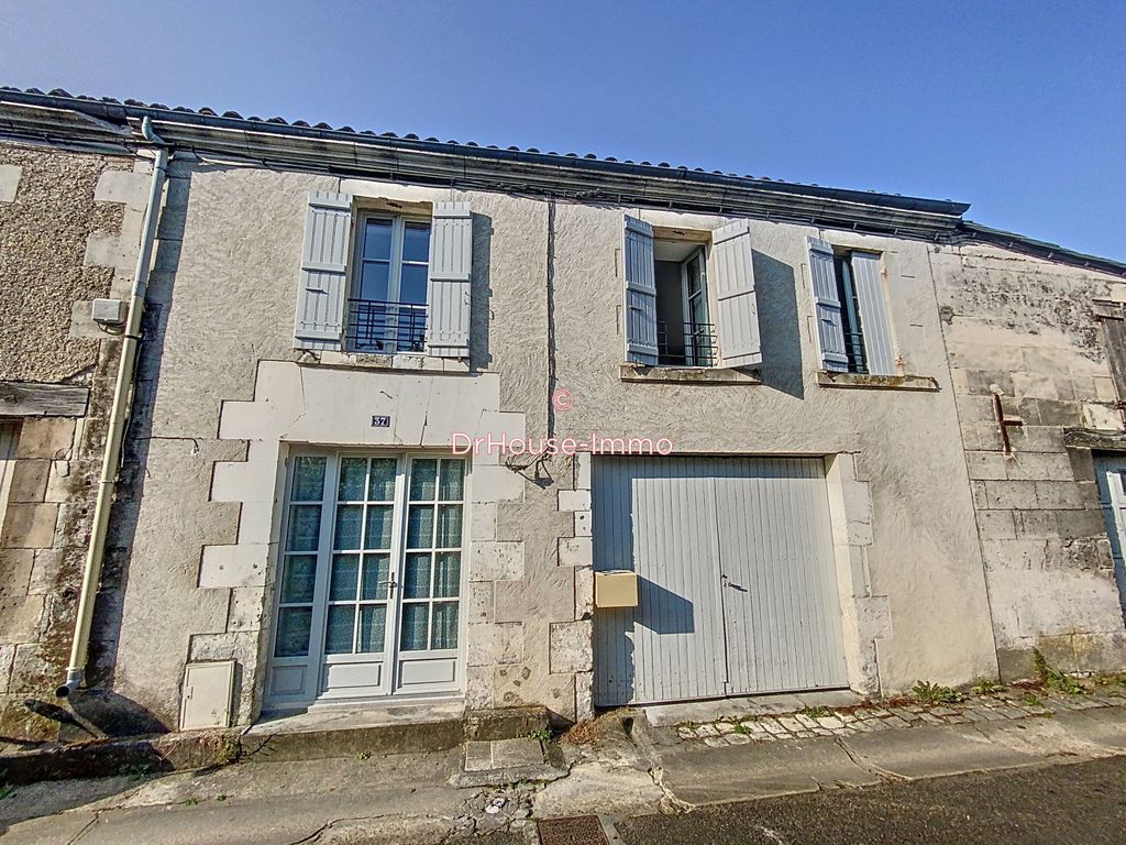 Achat maison à vendre 3 chambres 105 m² - Barbezieux-Saint-Hilaire