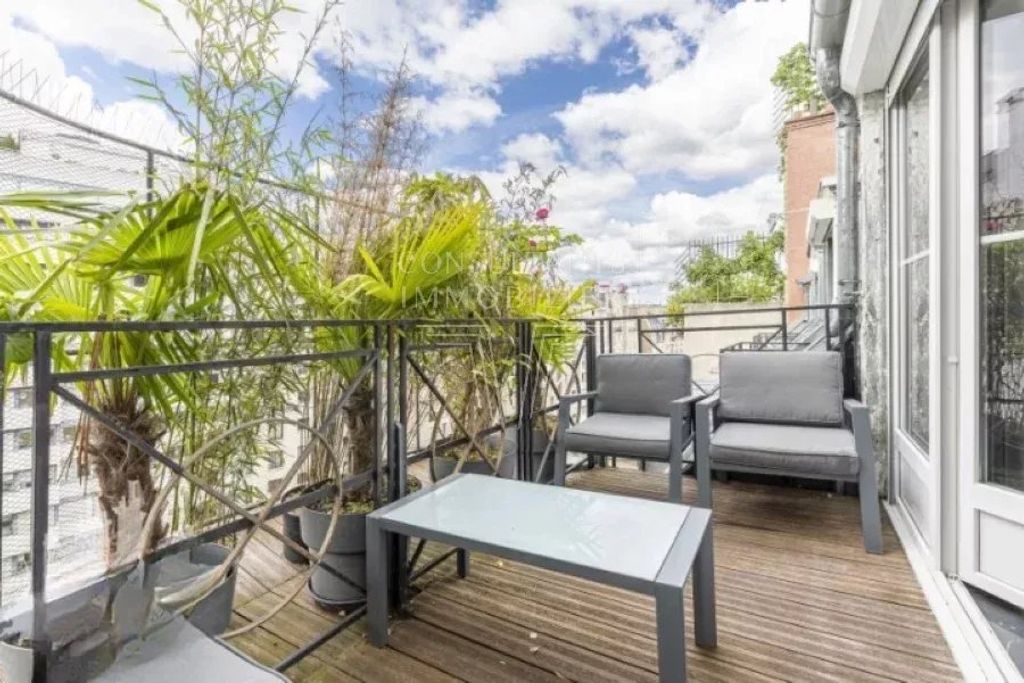 Achat appartement à vendre 5 pièces 124 m² - Paris 16ème arrondissement