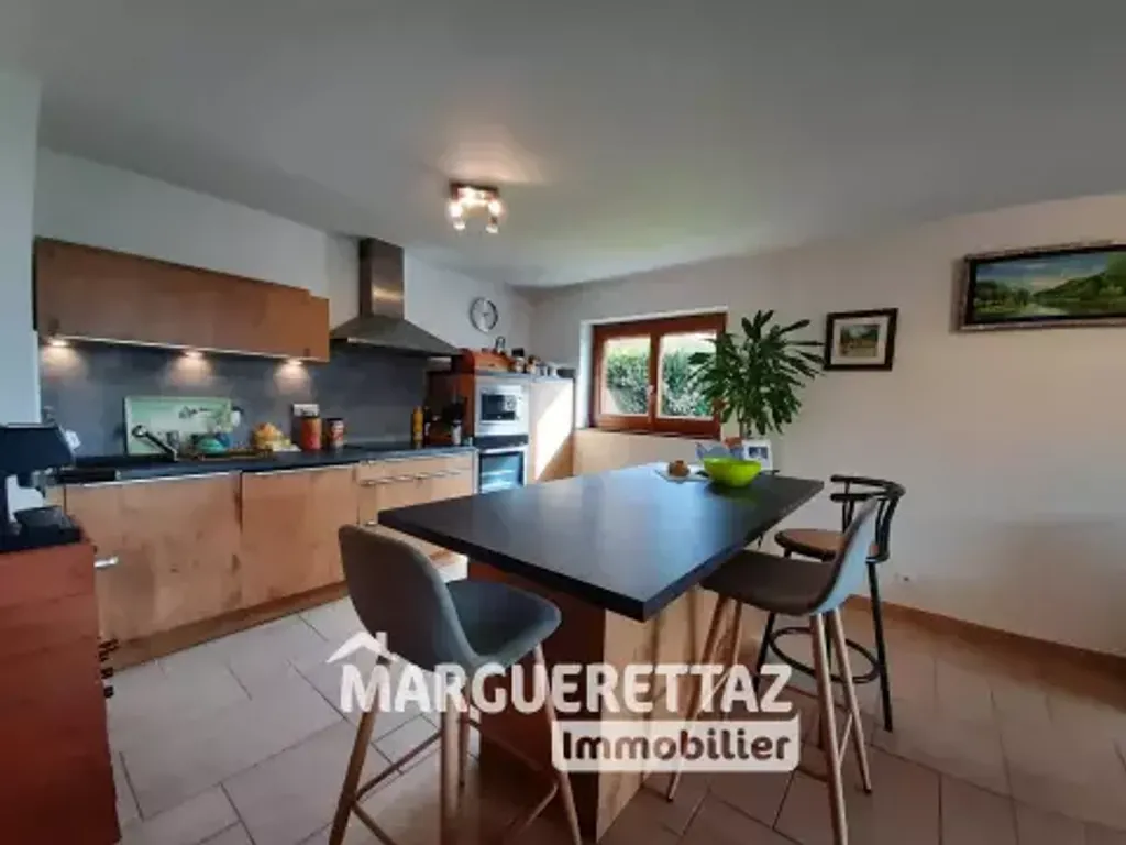 Achat appartement à vendre 4 pièces 71 m² - Bogève