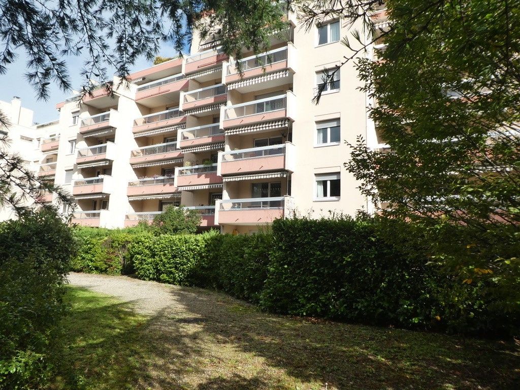 Achat appartement à vendre 3 pièces 79 m² - Caluire-et-Cuire