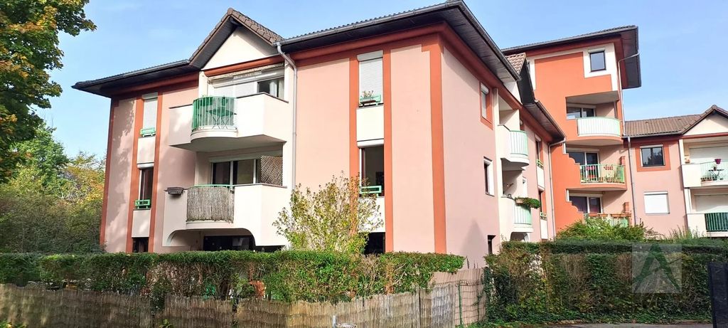 Achat appartement à vendre 4 pièces 74 m² - Chambéry