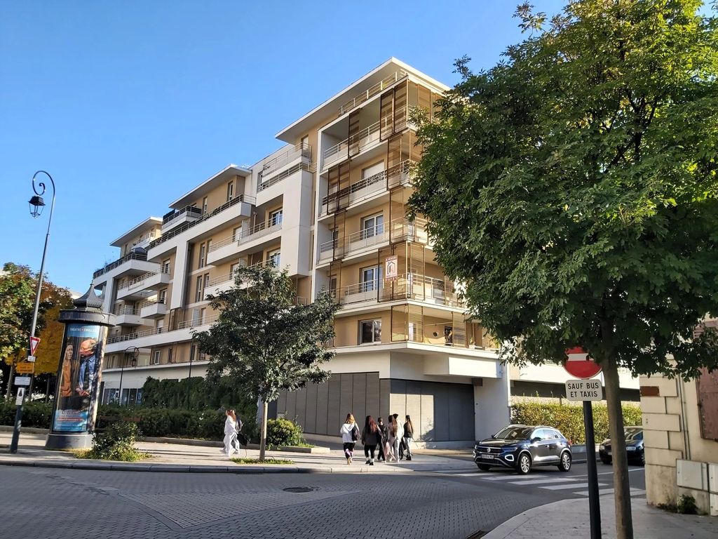 Achat appartement à vendre 4 pièces 71 m² - Chelles