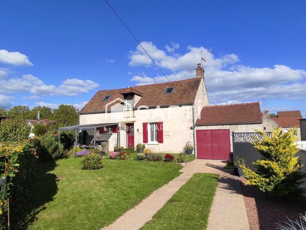 Achat maison à vendre 4 chambres 132 m² - Saint-Pierre-lès-Nemours