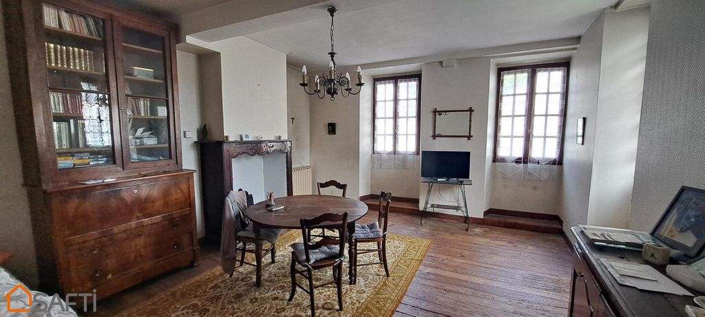 Achat maison à vendre 2 chambres 113 m² - Oloron-Sainte-Marie