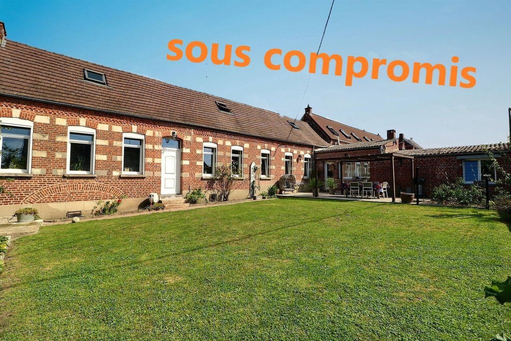 Achat maison à vendre 7 chambres 139 m² - Solesmes