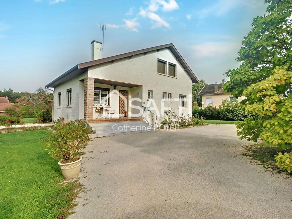 Achat maison à vendre 4 chambres 128 m² - La Chapelle-Saint-Sauveur