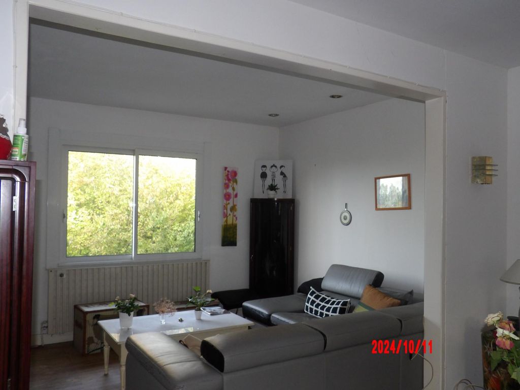 Achat maison à vendre 5 chambres 167 m² - Eysines