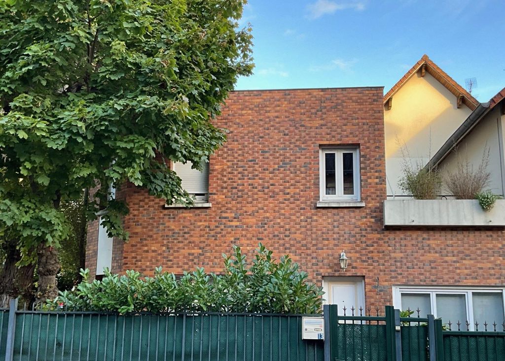 Achat maison à vendre 2 chambres 73 m² - Le Pecq