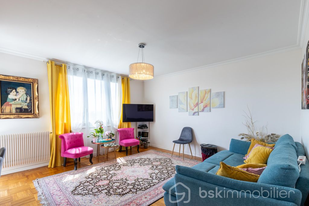 Achat appartement à vendre 4 pièces 72 m² - Rosny-sous-Bois