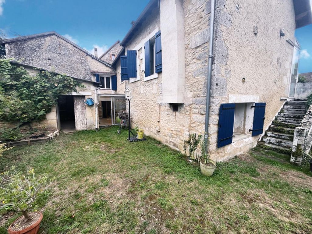 Achat maison à vendre 3 chambres 135 m² - Cubjac-Auvézère-Val d'Ans