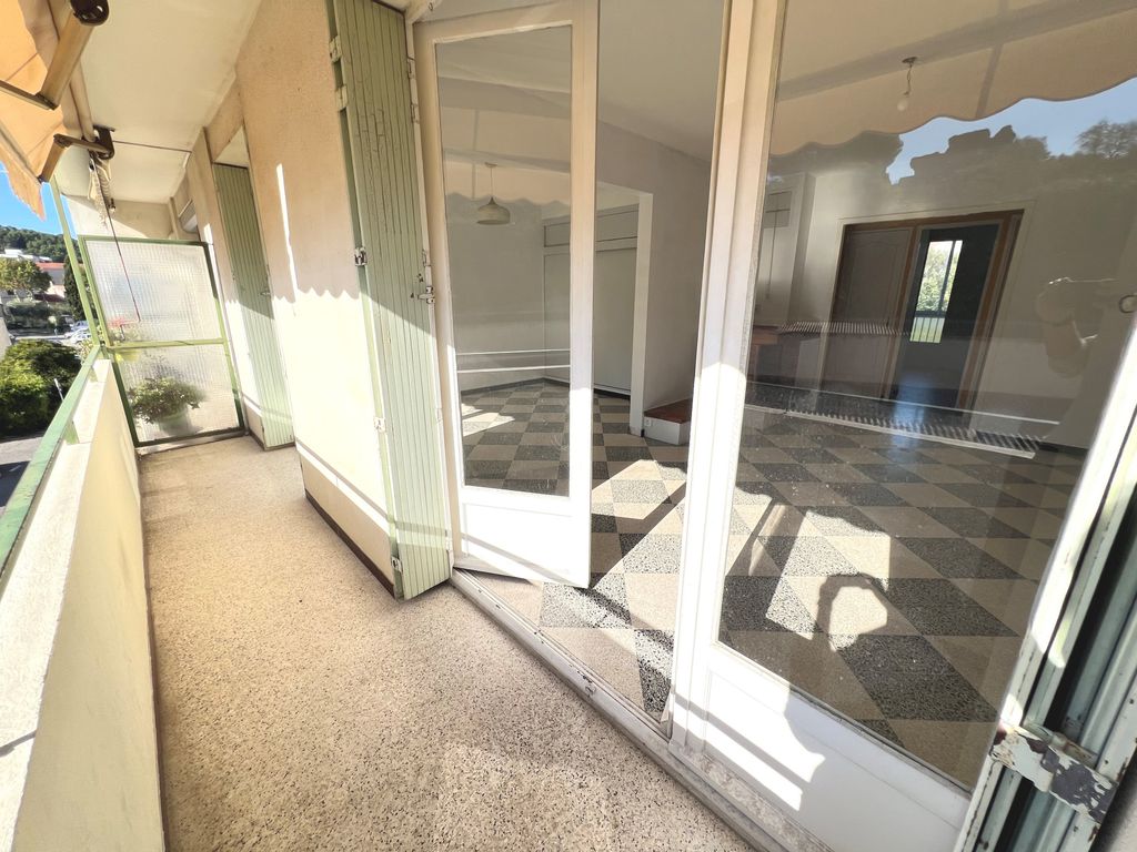 Achat appartement à vendre 4 pièces 70 m² - La Garde