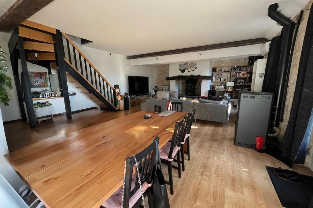 Achat maison à vendre 4 chambres 137 m² - Magny-en-Vexin