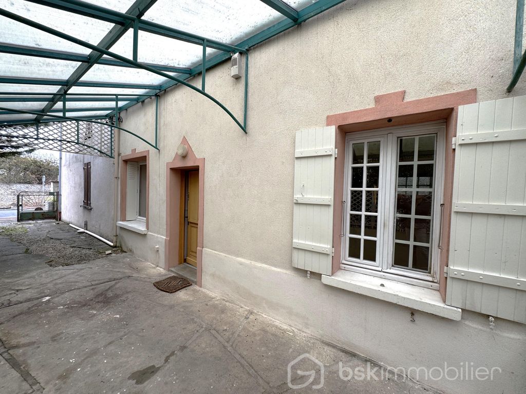 Achat maison à vendre 2 chambres 98 m² - Fontenay-le-Vicomte