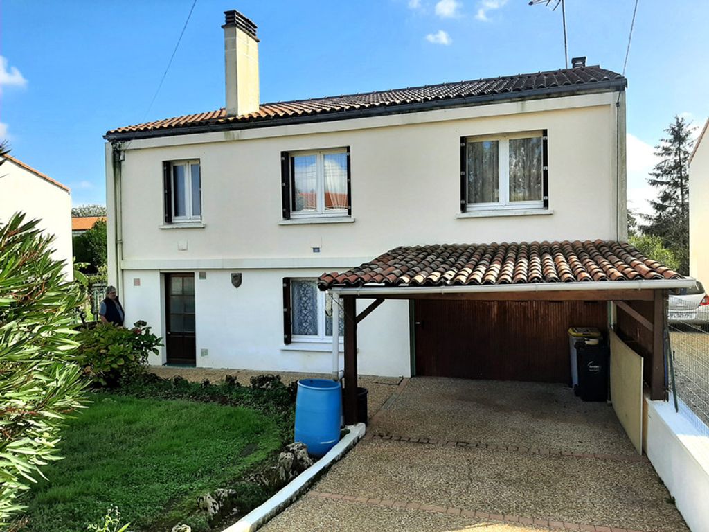 Achat maison à vendre 3 chambres 125 m² - Fontenay-le-Comte