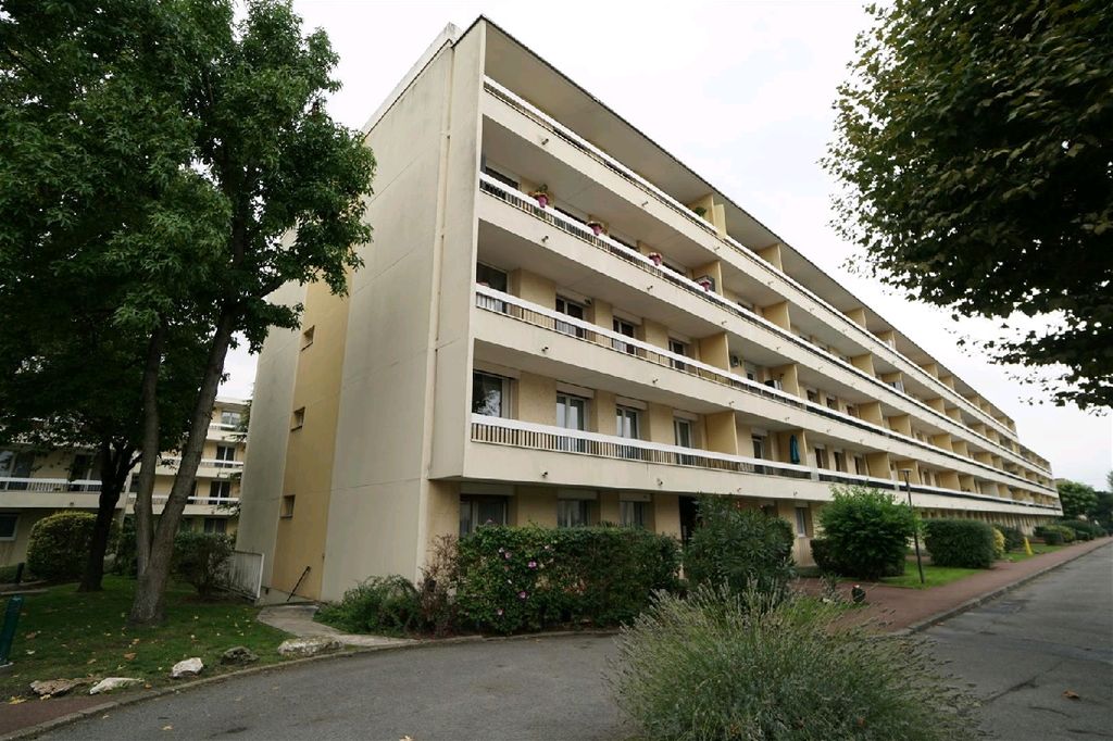 Achat appartement à vendre 4 pièces 104 m² - Livry-Gargan