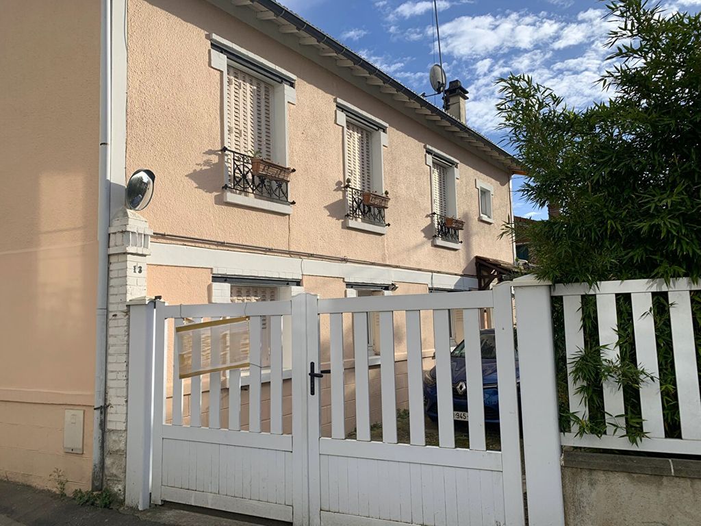 Achat maison à vendre 2 chambres 62 m² - Villeneuve-le-Roi