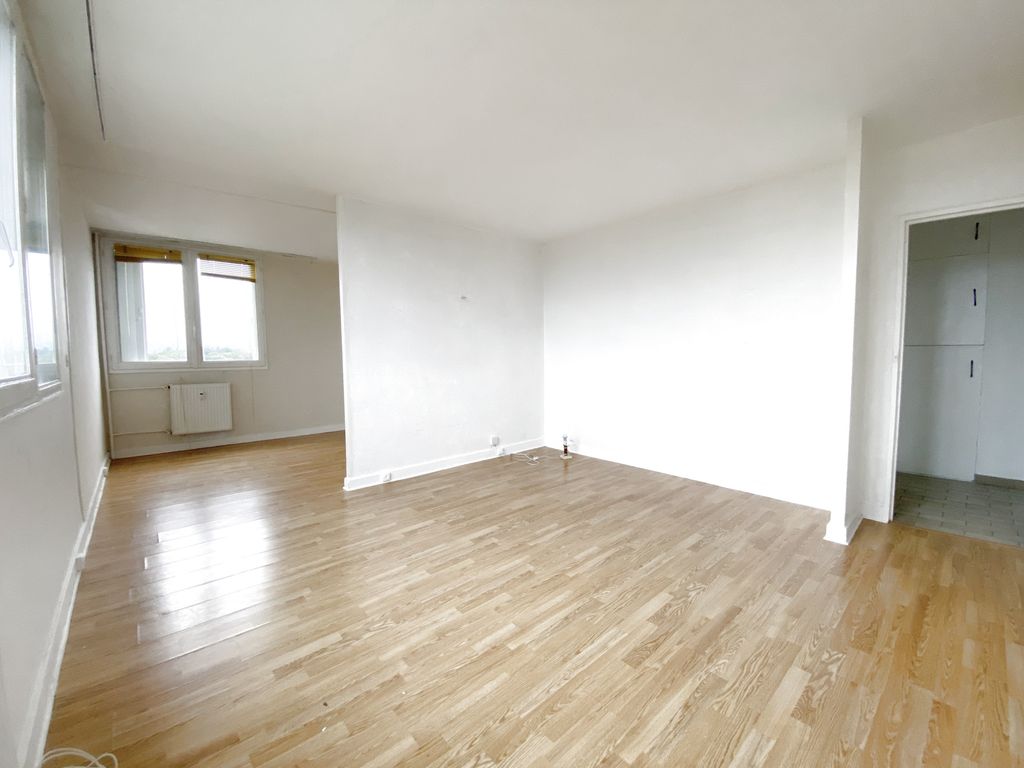 Achat appartement à vendre 2 pièces 56 m² - Le Plessis-Trévise