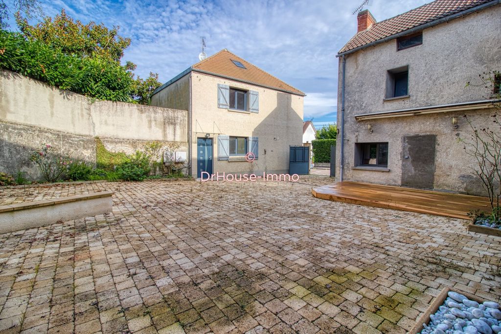 Achat maison à vendre 5 chambres 185 m² - Bazemont