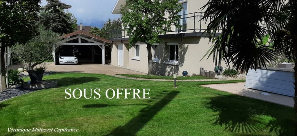 Achat maison à vendre 5 chambres 265 m² - Veauche