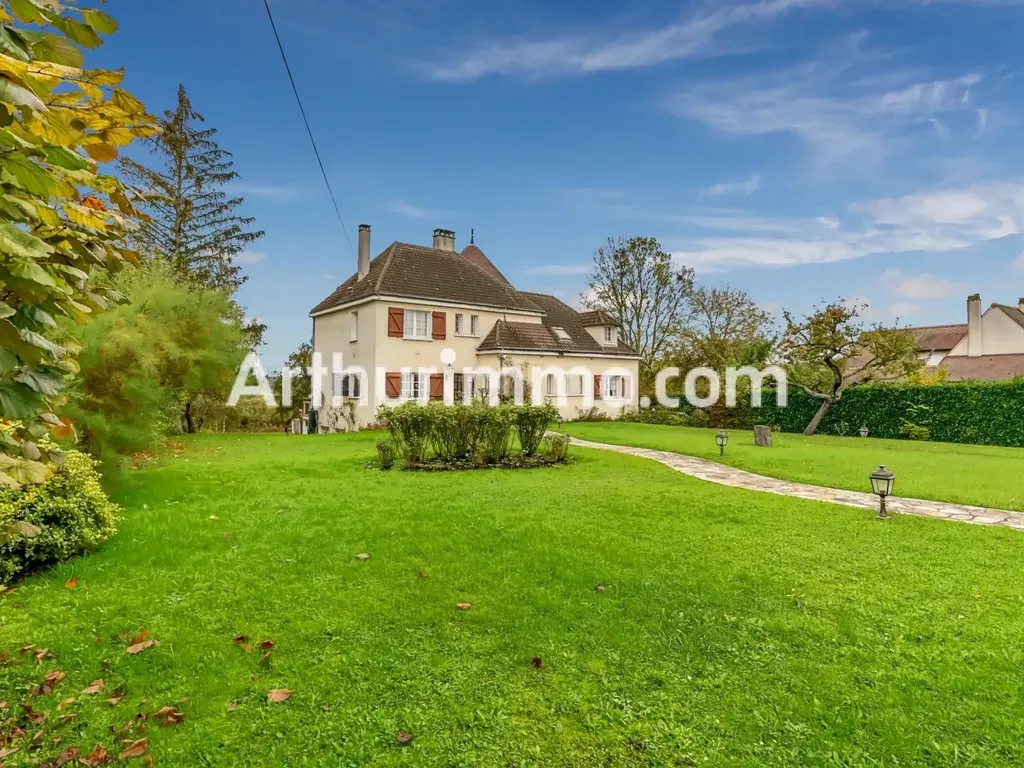 Achat maison à vendre 6 chambres 210 m² - Carnetin