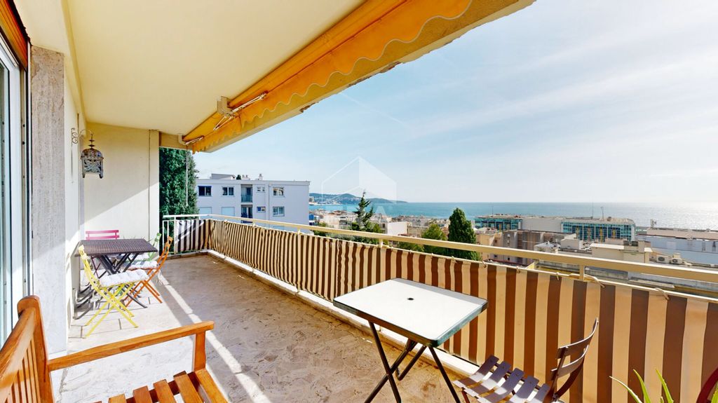 Achat appartement à vendre 3 pièces 93 m² - Nice