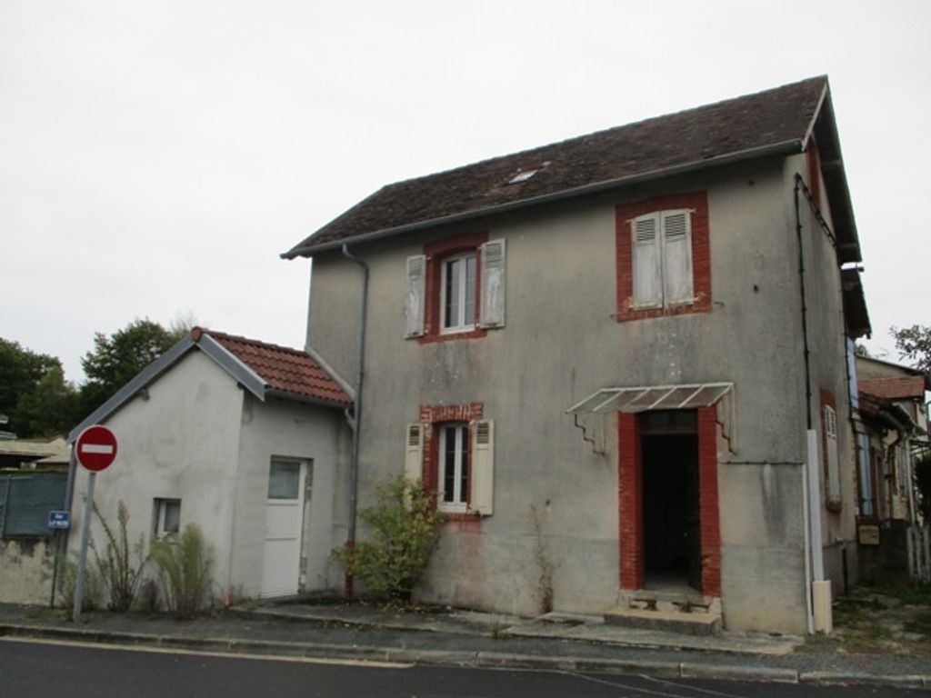 Achat maison à vendre 2 chambres 53 m² - Saint-Yrieix-la-Perche