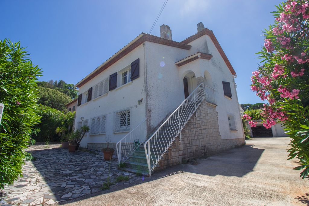 Achat maison à vendre 5 chambres 170 m² - La Seyne-sur-Mer