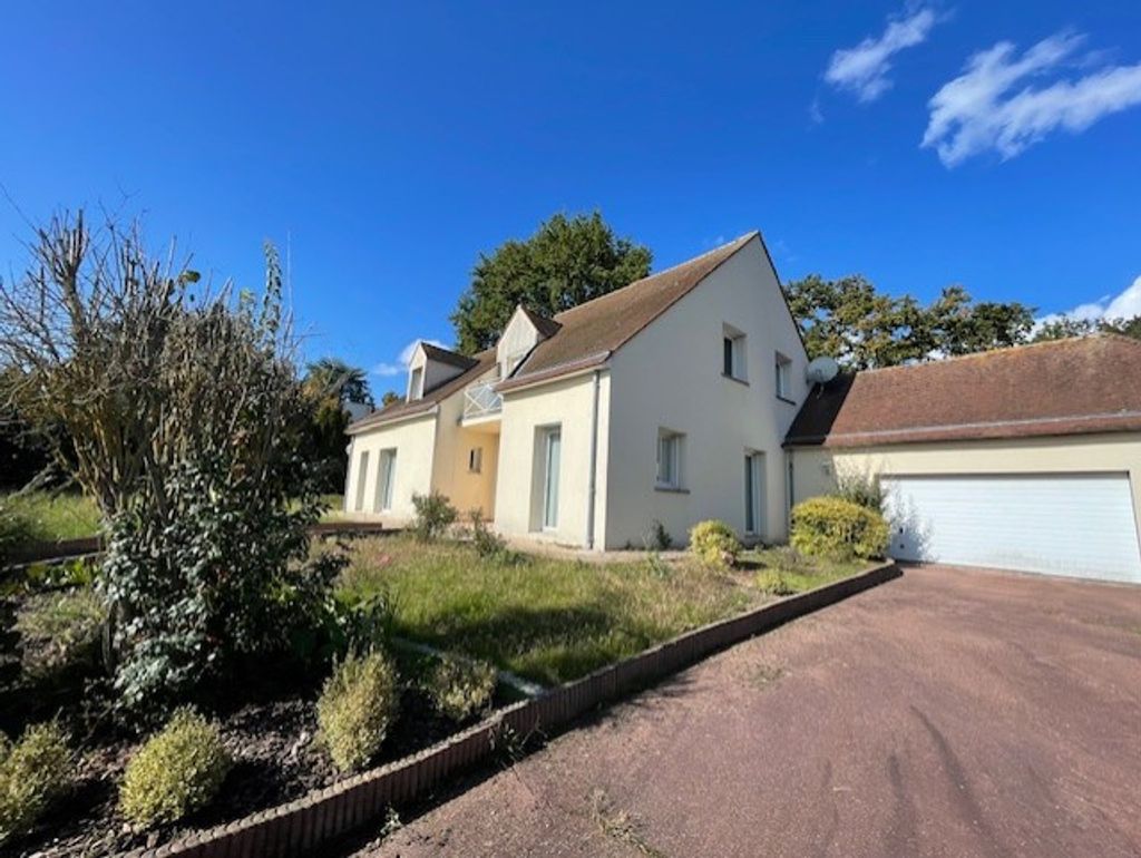 Achat maison à vendre 5 chambres 186 m² - Saint-Arnoult-en-Yvelines