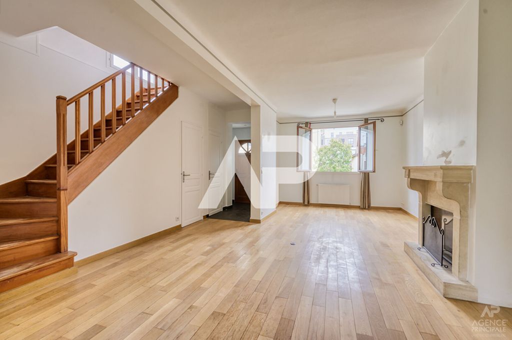 Achat maison à vendre 4 chambres 125 m² - Rueil-Malmaison