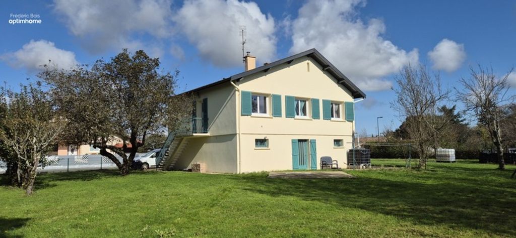 Achat maison à vendre 4 chambres 126 m² - Mézériat