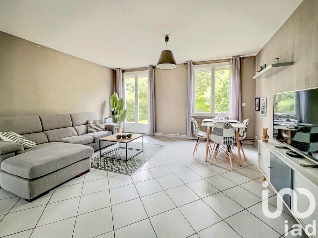 Achat maison à vendre 3 chambres 96 m² - Thorigny-sur-Marne