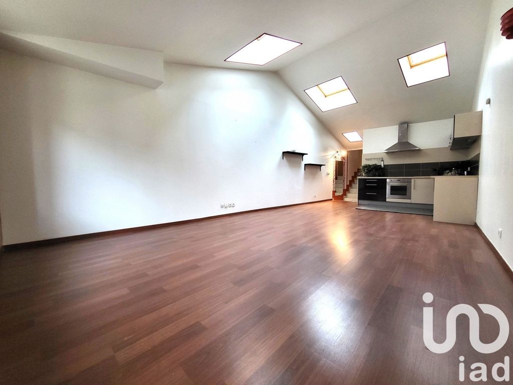 Achat appartement à vendre 3 pièces 90 m² - Saint-Étienne