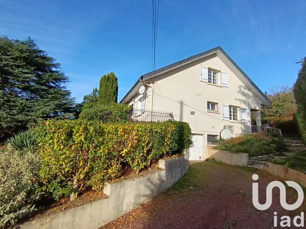 Achat maison à vendre 4 chambres 175 m² - Thouars