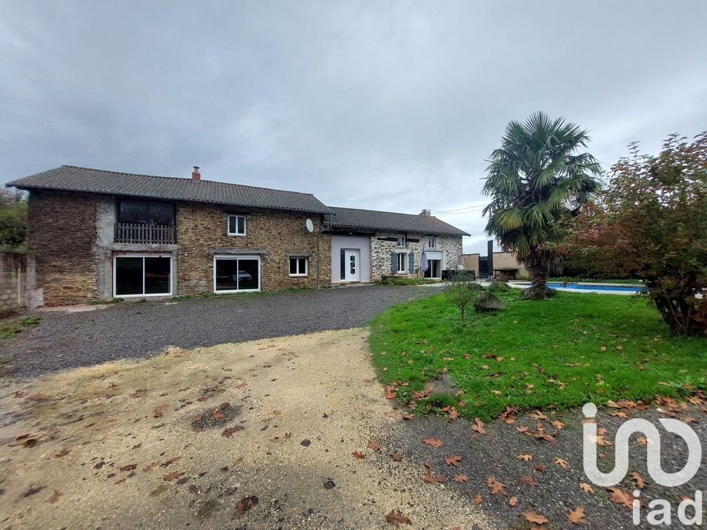 Achat maison à vendre 3 chambres 220 m² - Châlus