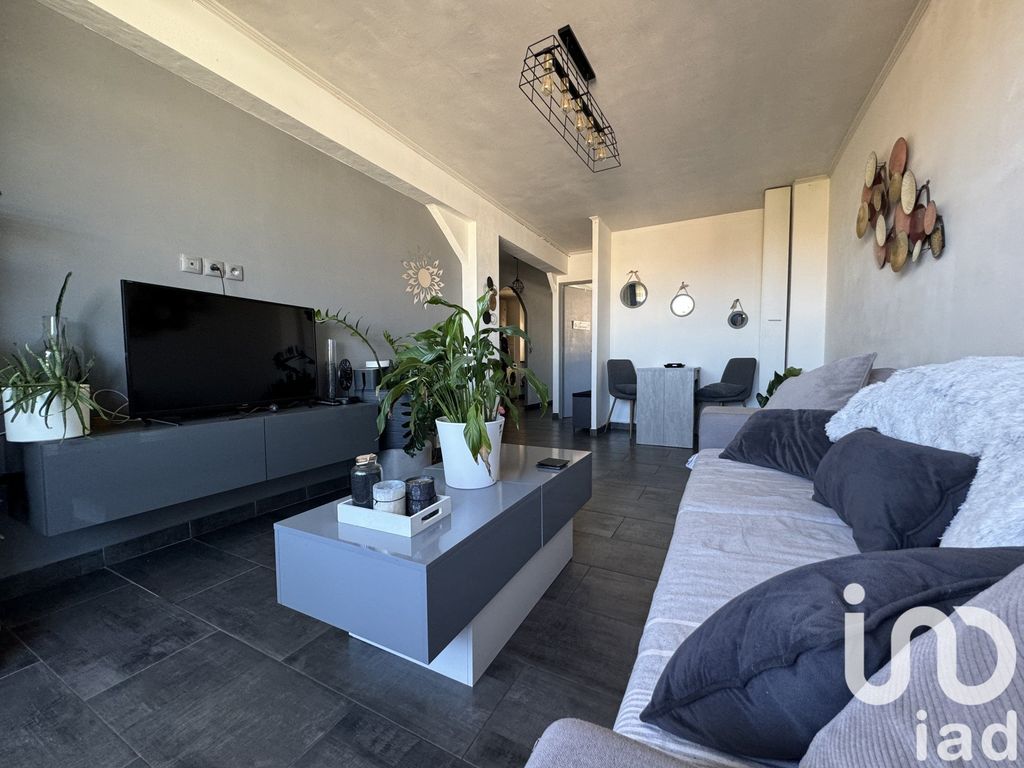 Achat appartement à vendre 3 pièces 56 m² - Grasse