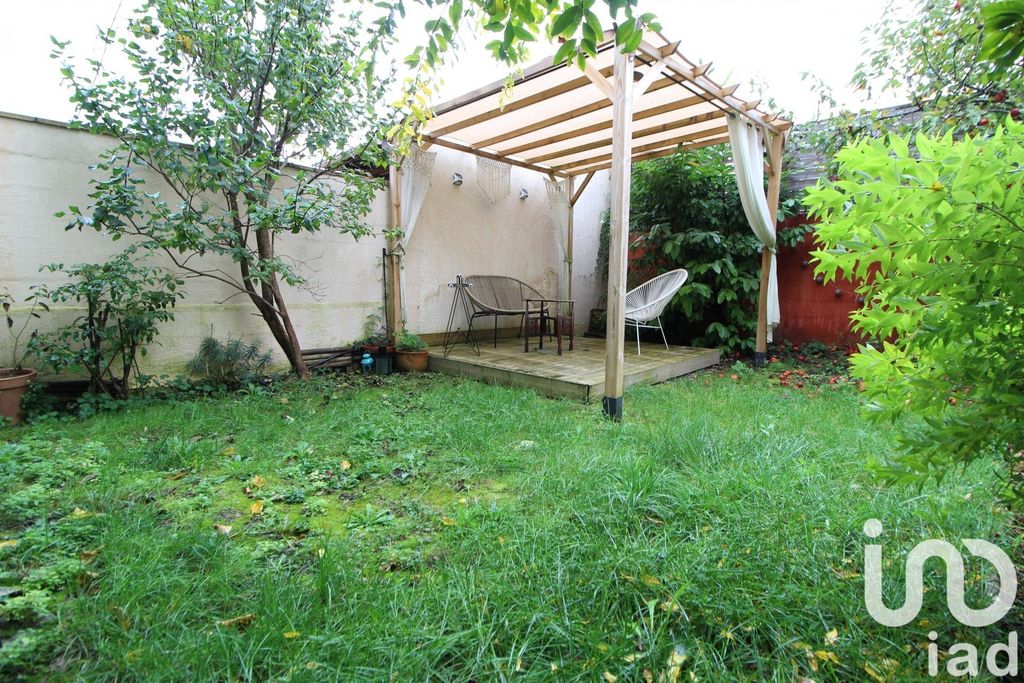 Achat maison à vendre 3 chambres 68 m² - Choisy-le-Roi