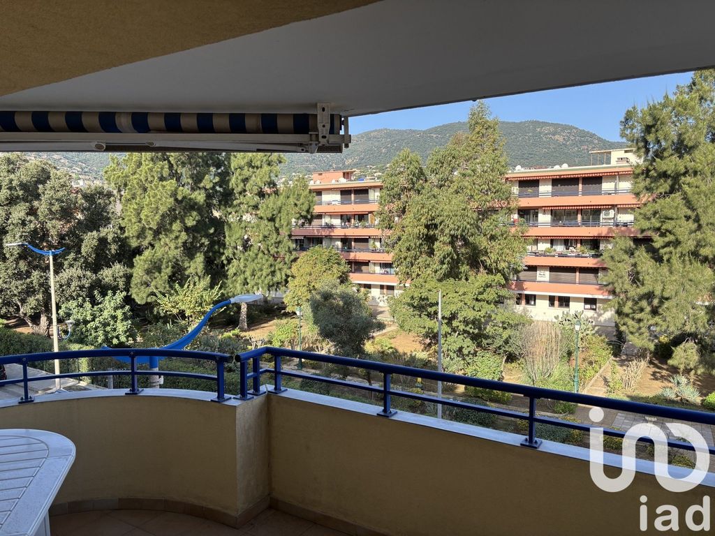 Achat appartement à vendre 2 pièces 37 m² - Cavalaire-sur-Mer