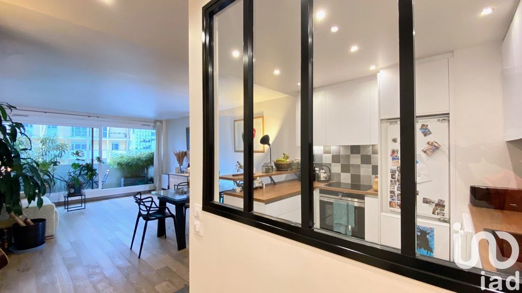 Achat appartement à vendre 3 pièces 79 m² - Courbevoie