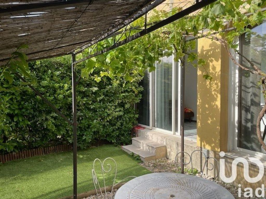 Achat appartement à vendre 3 pièces 55 m² - L'Isle-sur-la-Sorgue